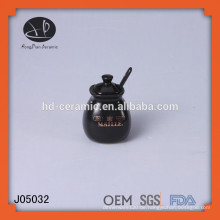 Keramik-Salz-Topf mit Löffel, kleine glasierte Keramik-Speicherglas, schwarze Würze Gläser